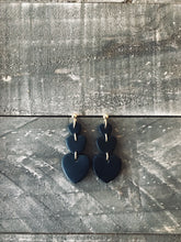 Load image into Gallery viewer, Victoria